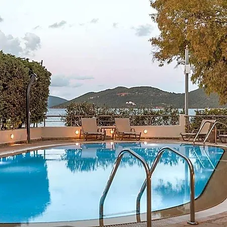 Meliti Waterfront Hotell 4*