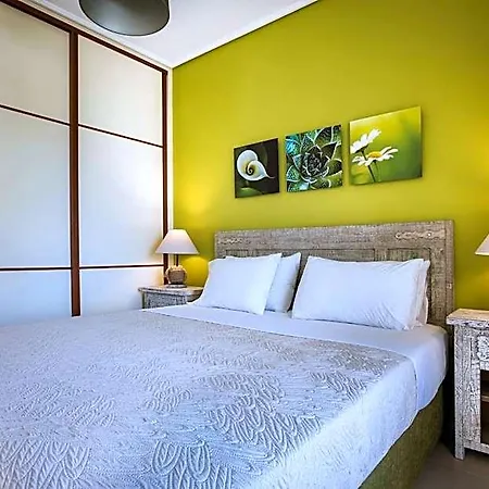 Hotell Meliti Waterfront 4*